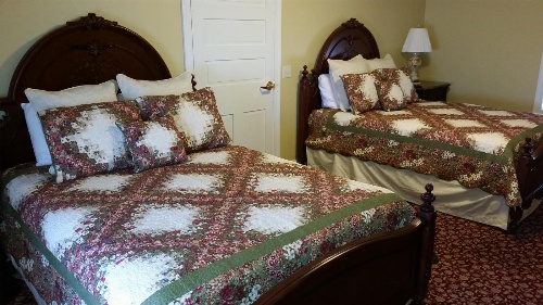 The Swope Manor Bed & Breakfast image 4