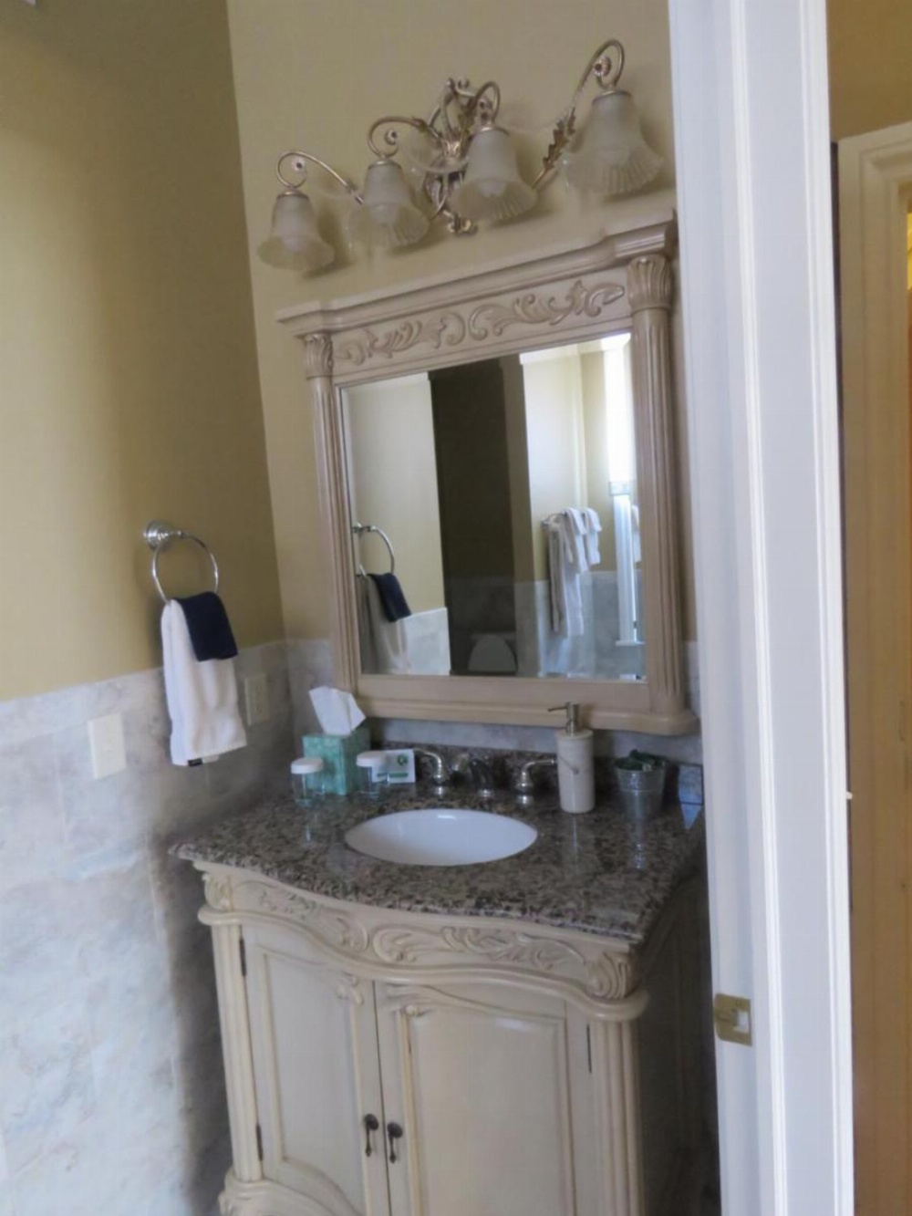The Swope Manor Bed & Breakfast Image 41